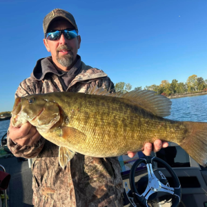 Smallmouth bass fishing lake erie